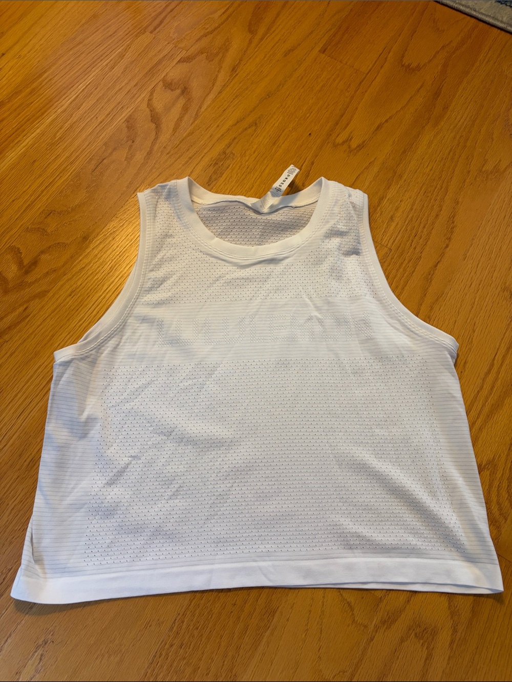 Lululemon Breeze By Muscle Crop Tank Top White Size 8